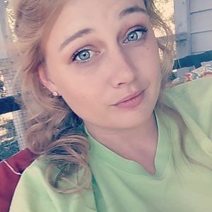 Meet your Posher, Alexus